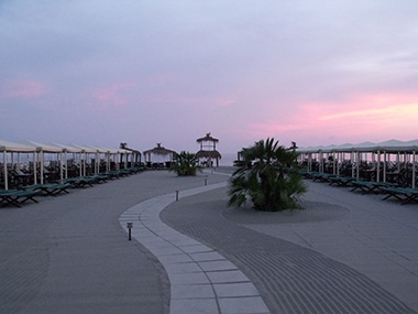 Cena romantica in riva al mare Riviera Apuana